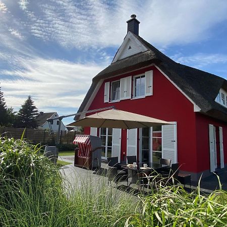 Fischer'S Ferienhaus Ruegen Mit Sauna Und Kamin Ummanz Exterior foto