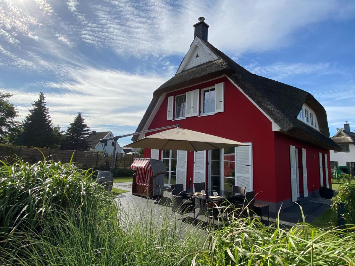 Fischer'S Ferienhaus Ruegen Mit Sauna Und Kamin Ummanz Exterior foto